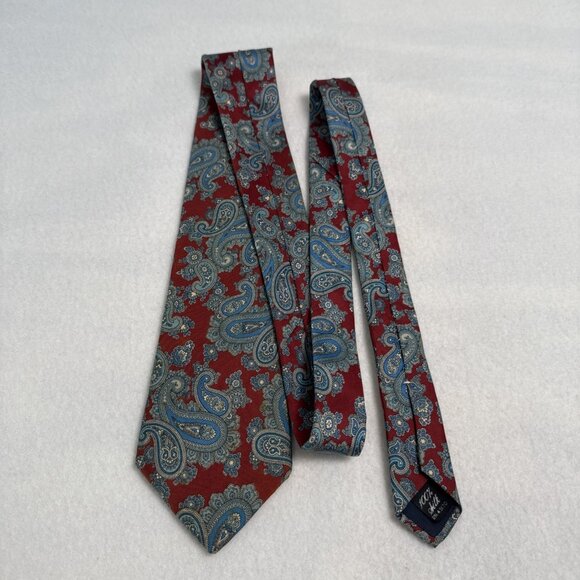 Geoffrey Beene Tie Men's Multi Paisley Red Blue 100% Silk Neck Tie 56 x 3.25 - Picture 6 of 7